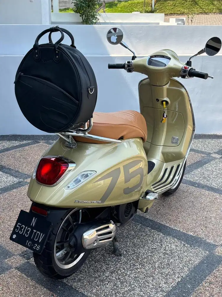 Rare Item Vespa Primavera 75 th Anniv th 2021 Bonus Tas Koko Motor