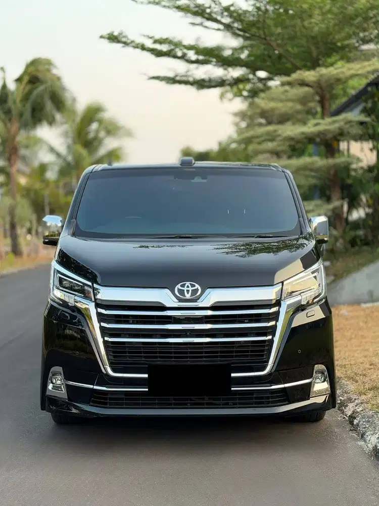 HARGA CASH!!! TOYOTA GRANACE 2.8 TURBO DIESEL! MODIF INTERIOR 200JT!!