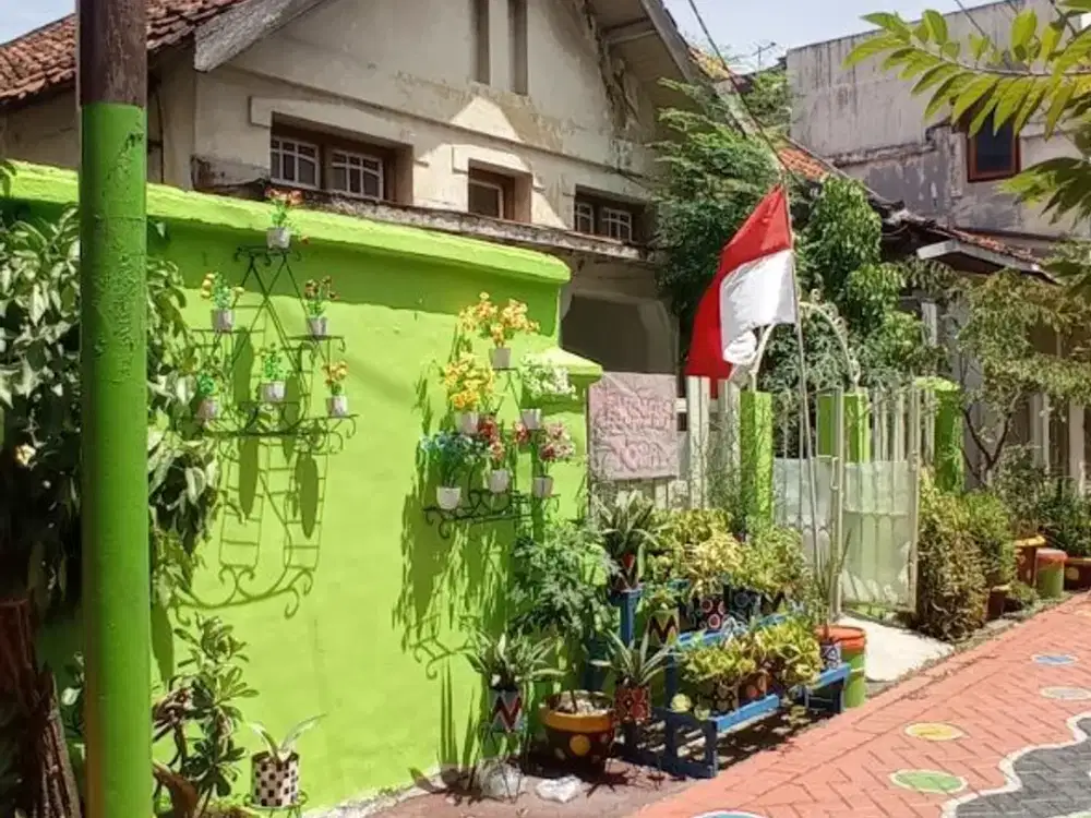 Dijual Rumah Depan Tugu Pahlawan Surabaya
