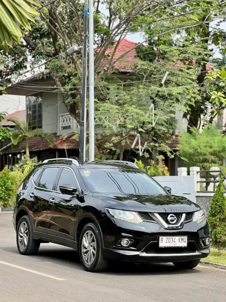 Nissan Xtrail cc 2.5 tahun  2017 istimewa