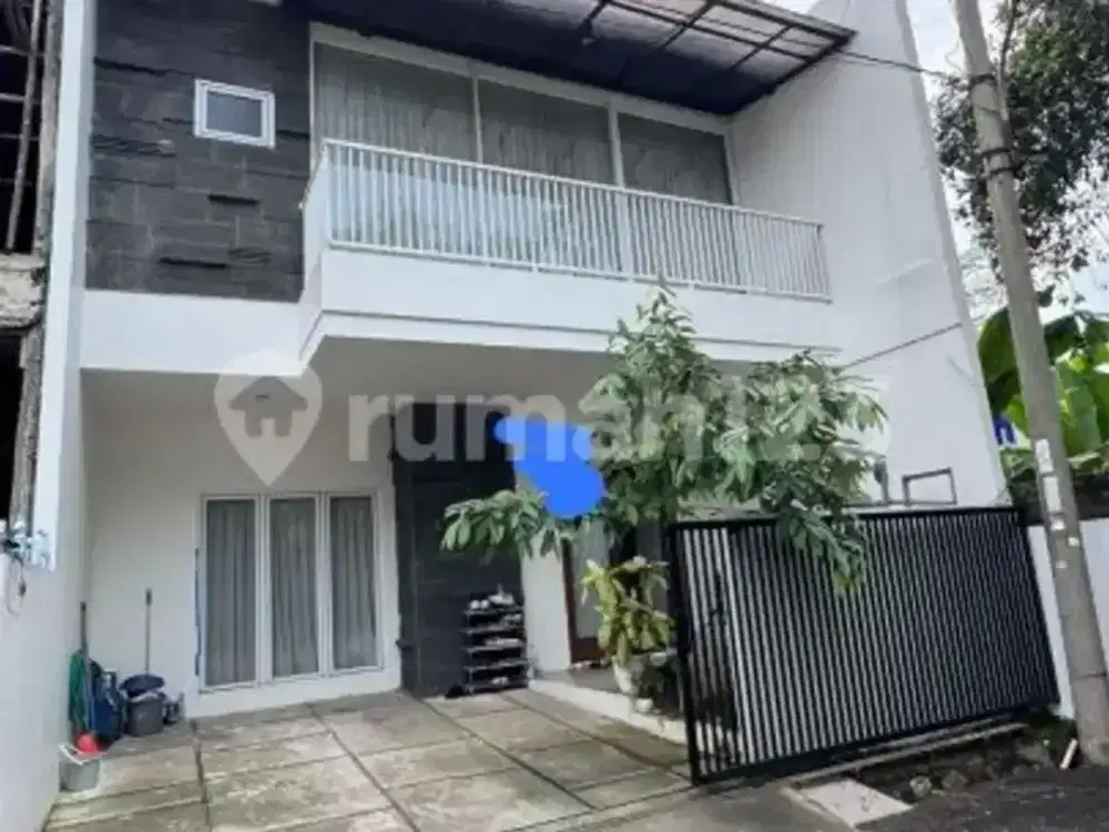 DIJUAL RUMAH PANORAMA RESIDENCE JAKARTA TIMUR, SEMI FURNISHED