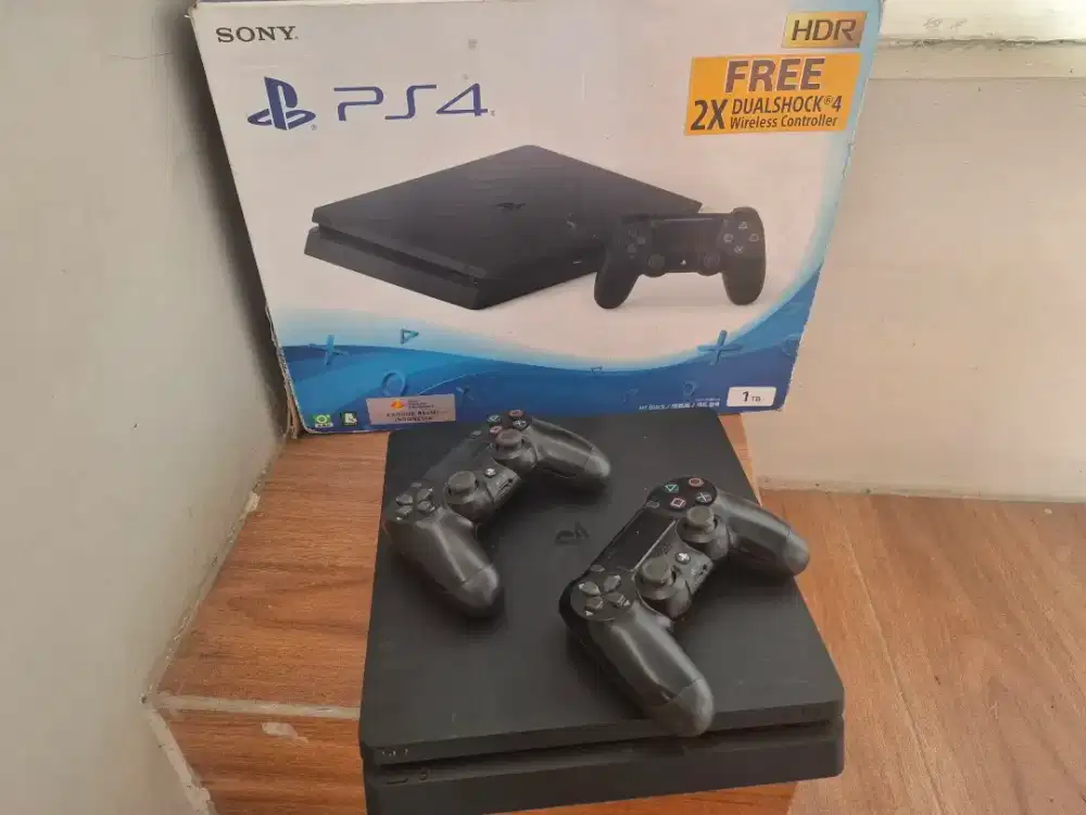 PS4 SLIM 1TB SONY INDONESIA 2 STIK FULLSET PS 4