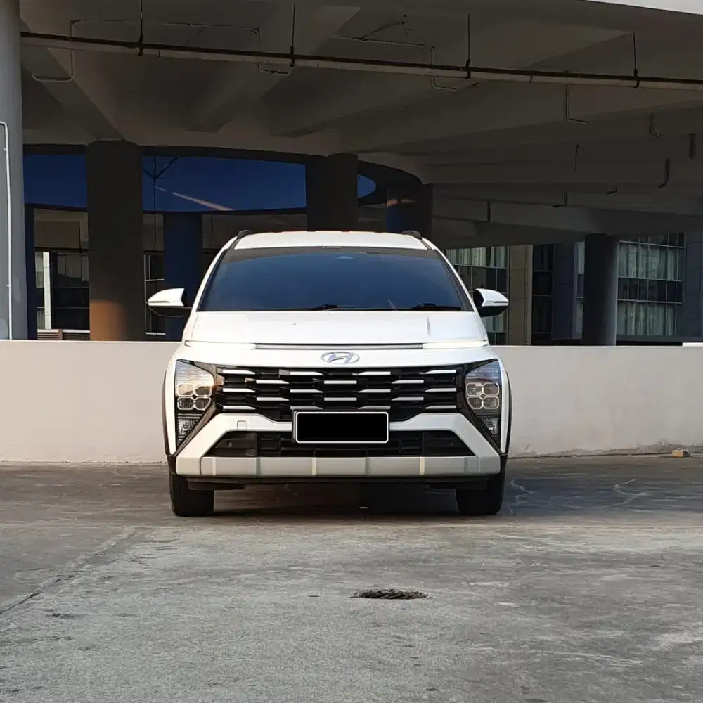 Hyundai stargazer X 2024 putih tgn 1 pribadi low km