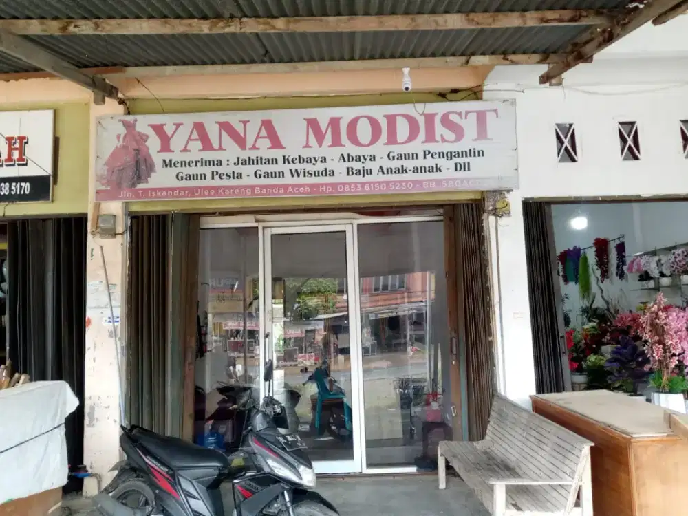 TUKANG JAHIT yana