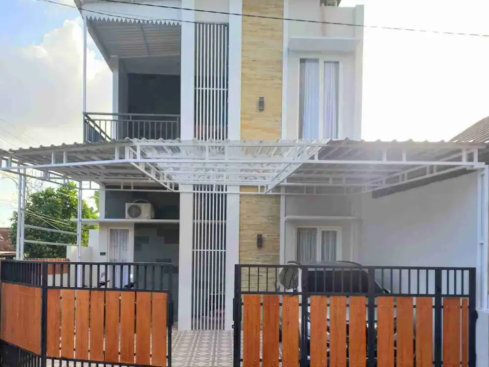 Dijual murah Rumah minimalis modern 2 lantai Bonus furnished dekat kampus UNISA & Rocket Waterpark