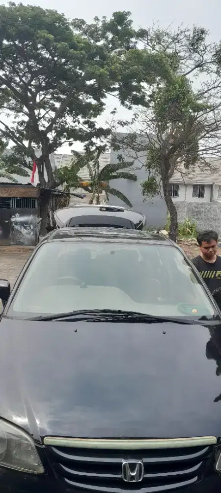 Honda odyssey tahun 2000