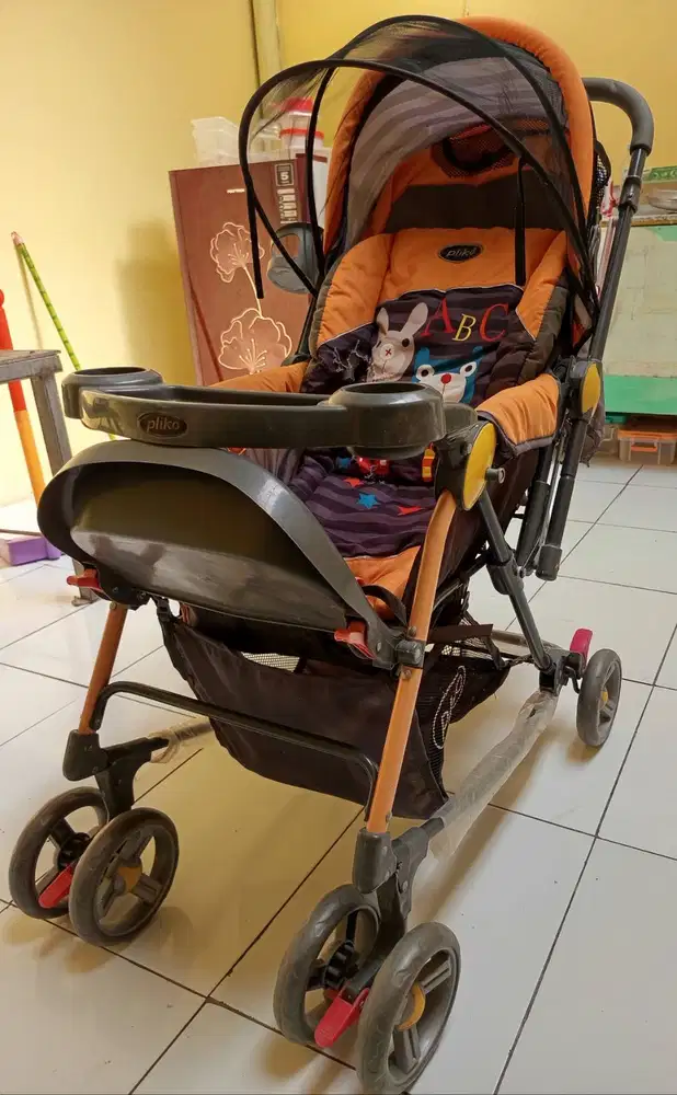DIJUAL STROLLER PLIKO BEKAS HARGA : 400 NEGO