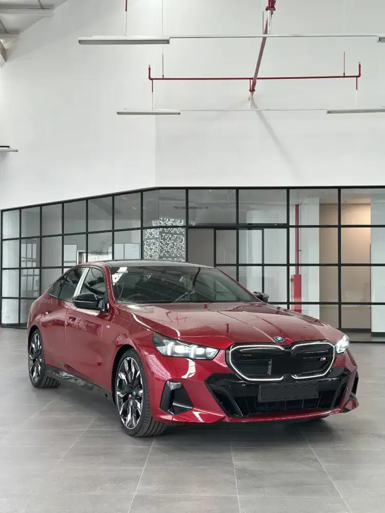 BMW i5 M60 M Sport Individual Fire Red