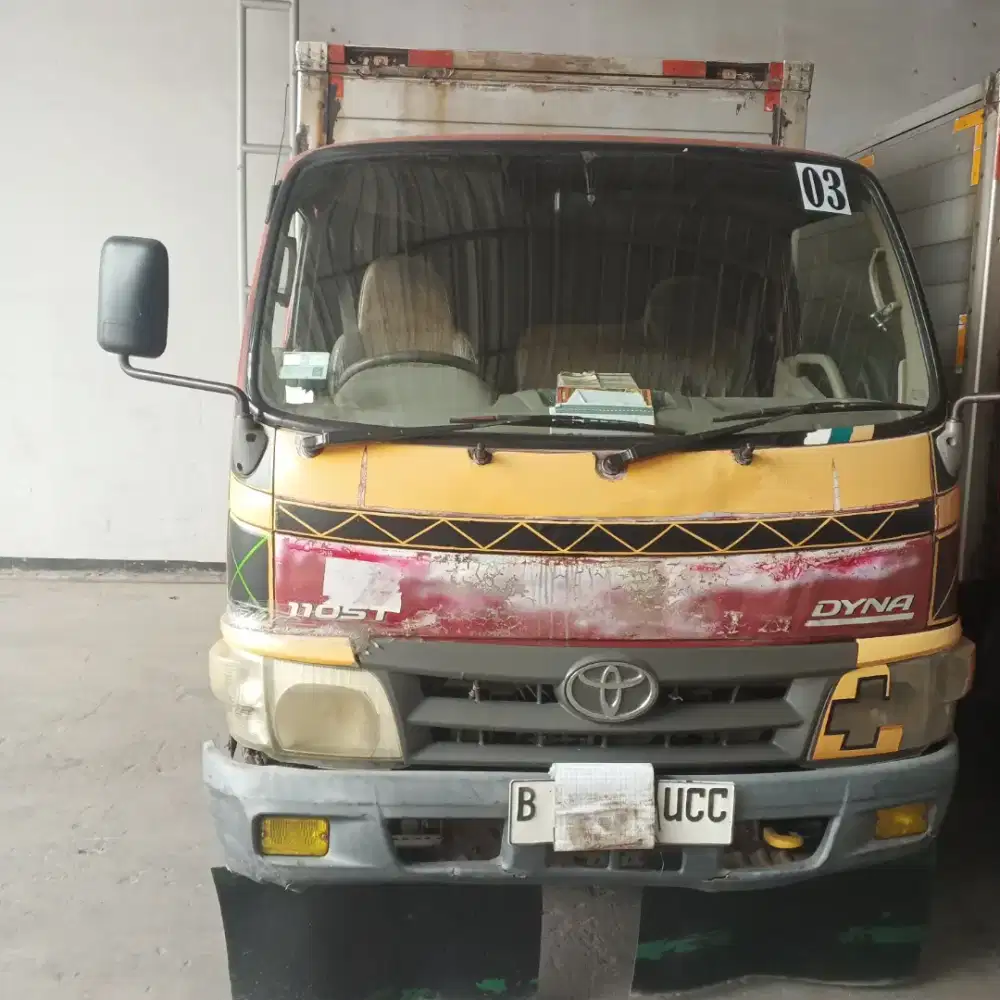 Jual mobil box 2011