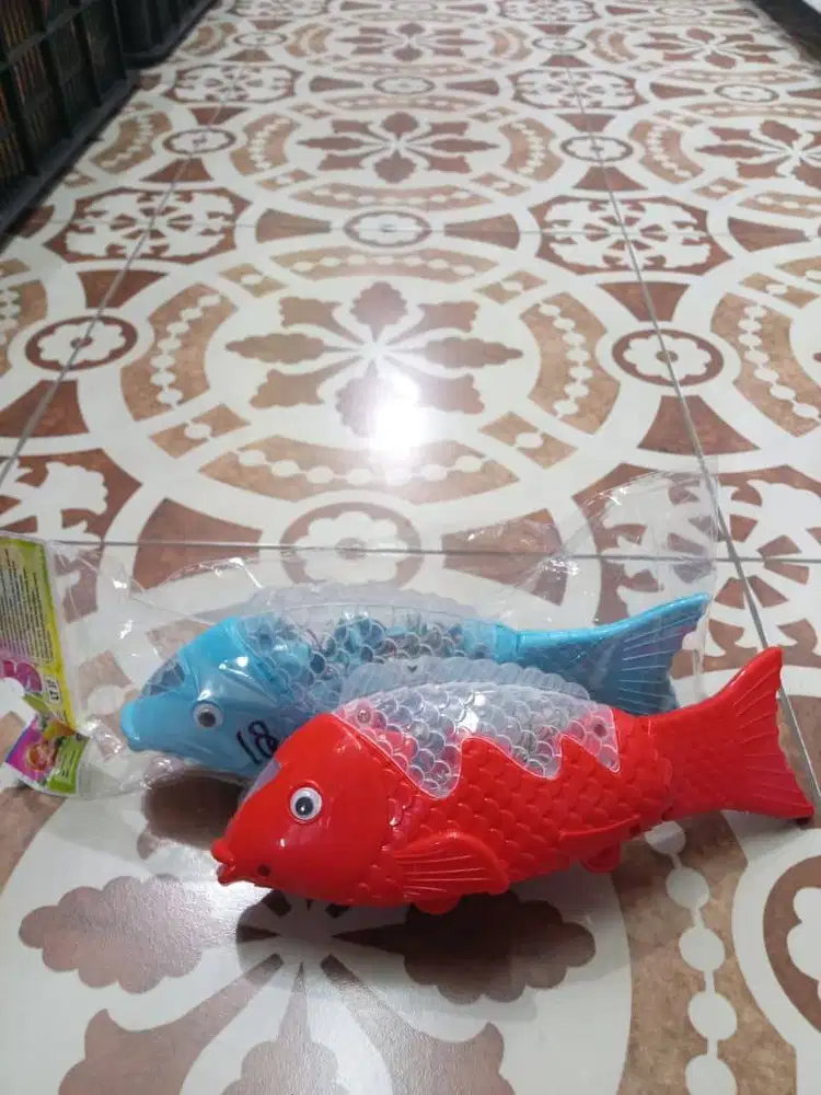 mainan anak ikan batre