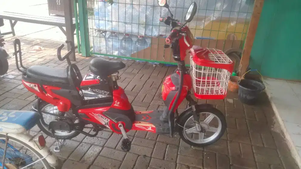 Di jual sepeda listrik normal oengkap siap pake