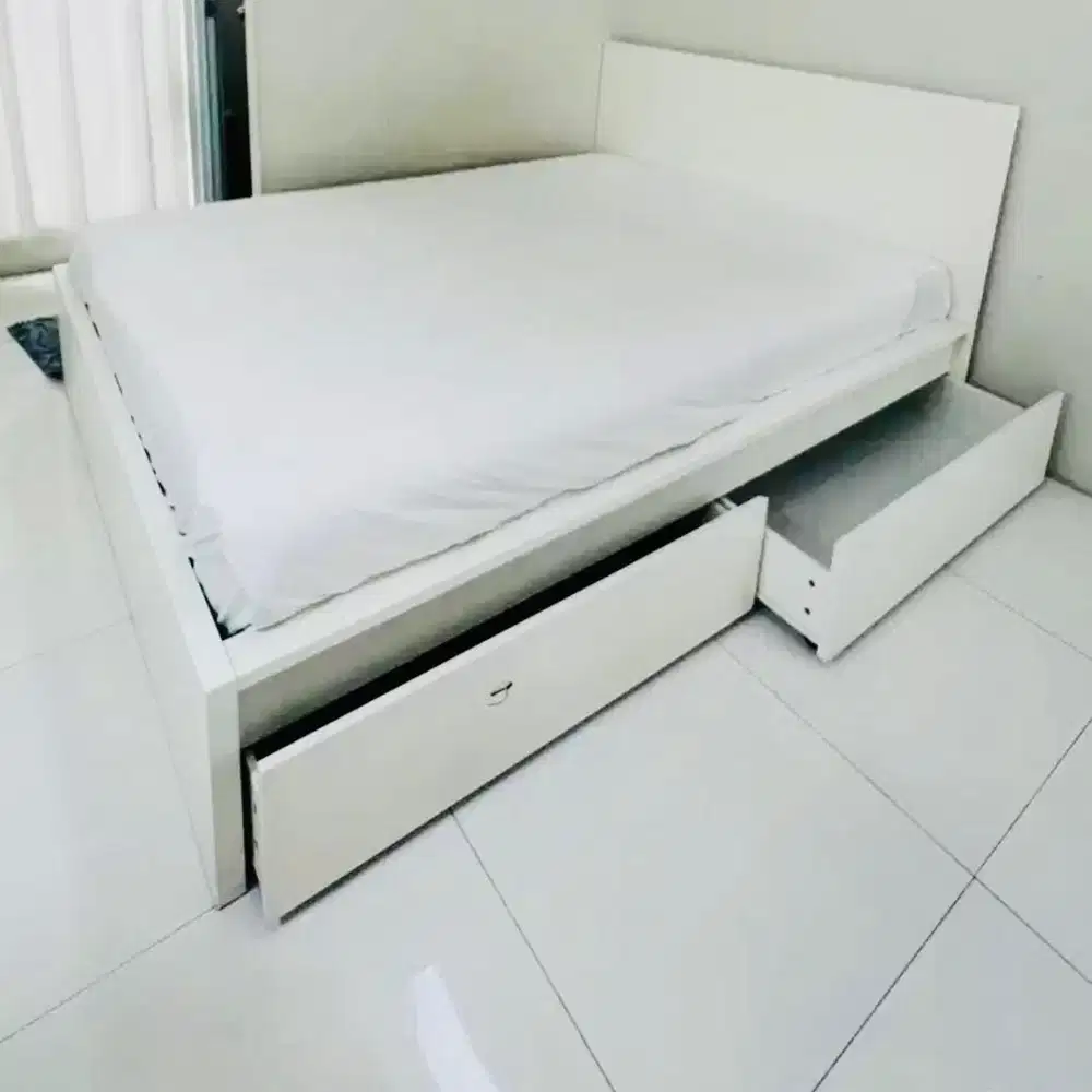 Full Set Tempat Tidur IKEA MALM 160x200 + Bed + Bonus 2 Laci Kolong
