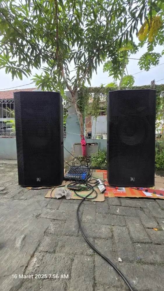 Sound system subwoofer dan mid beta3