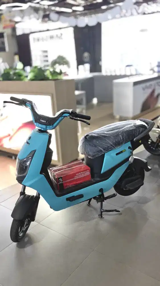SEPEDA LISTRIK BLIZZARD NEO 5JT AN BISA NEGO