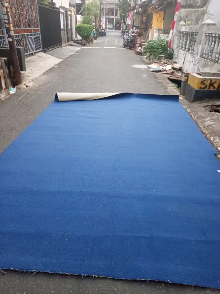 Karpet lantai merk crond