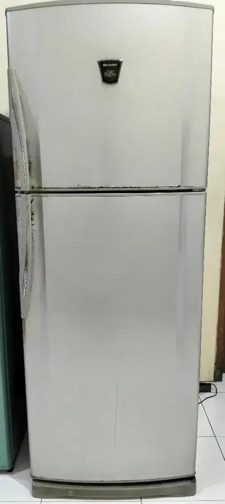 Kulkas Jumbo SHARP 2 Pintu Second Normal Orisinil