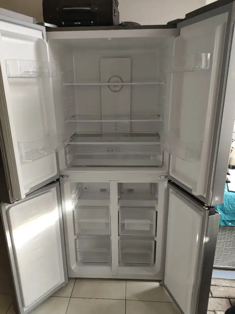 Kulkas 4 pintu merk GEA INVERTER