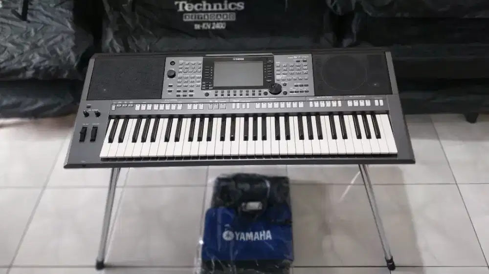 Yamaha psr s 770 like new bisa tt
