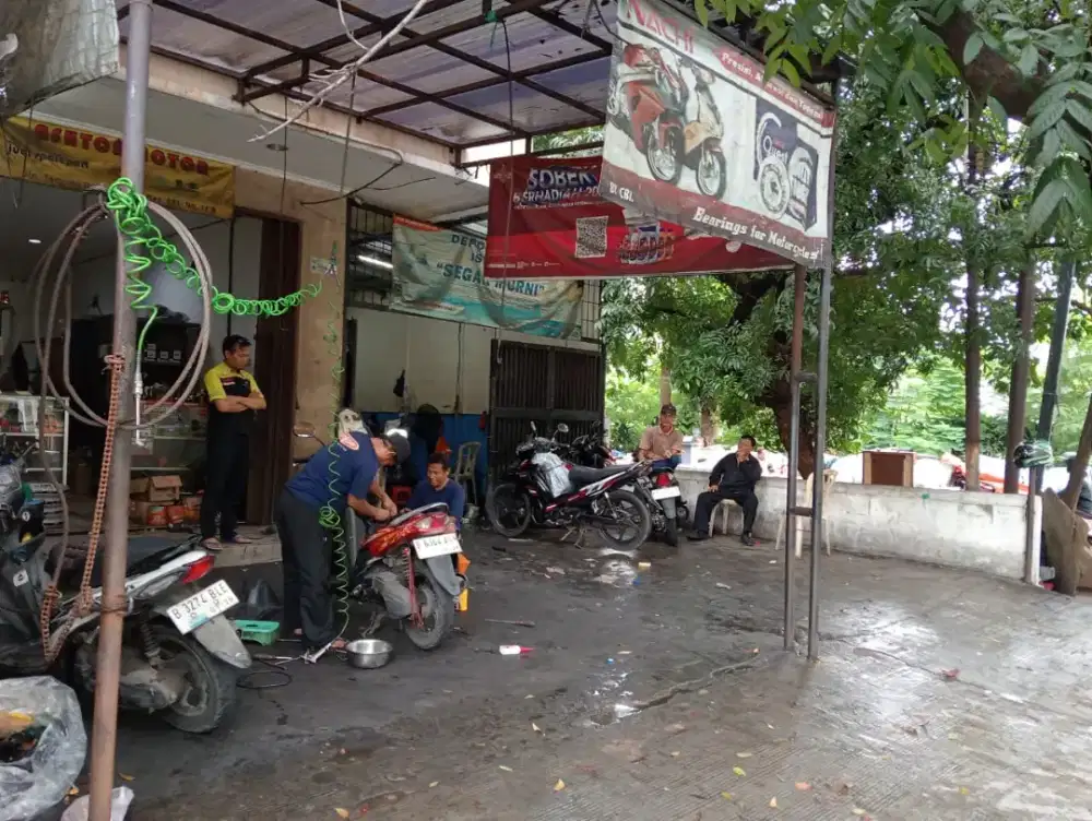 Loker helper bengkel motor
