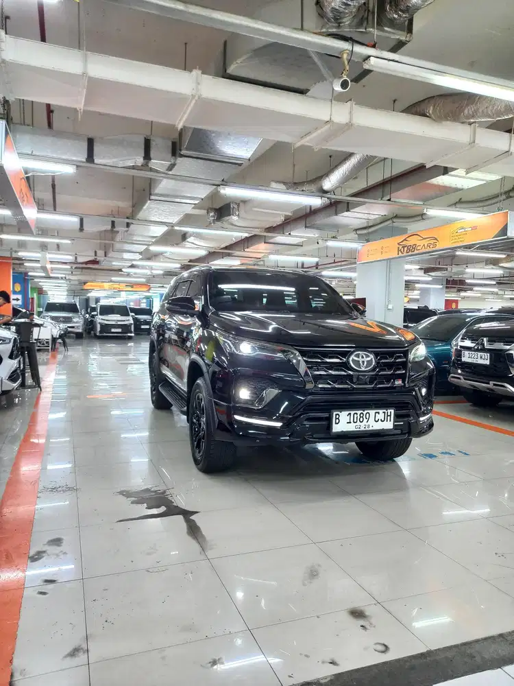 Toyota Fortuner 2.8 GR disel AT 2023
