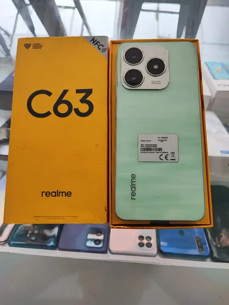 REALME C63 RAM 8/128