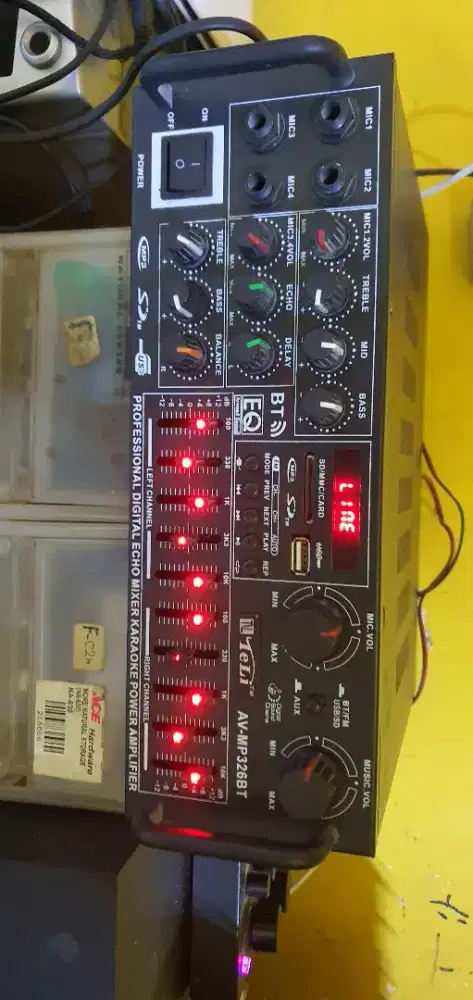 Power amplie 
Professional digital echo mixer 
Model AV-MP326BT