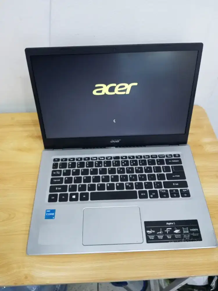 Laptop pelajaran Acer aspire siap pakai