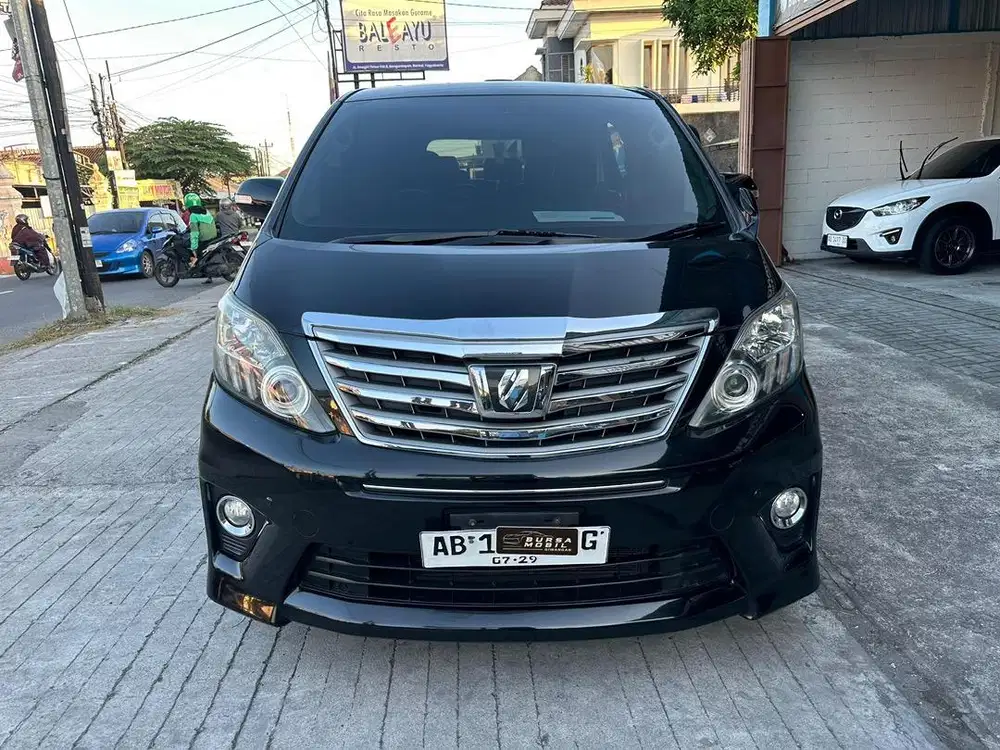 TOYOTA ALPARD S TRIPTONIK 2012 Matic Hitam