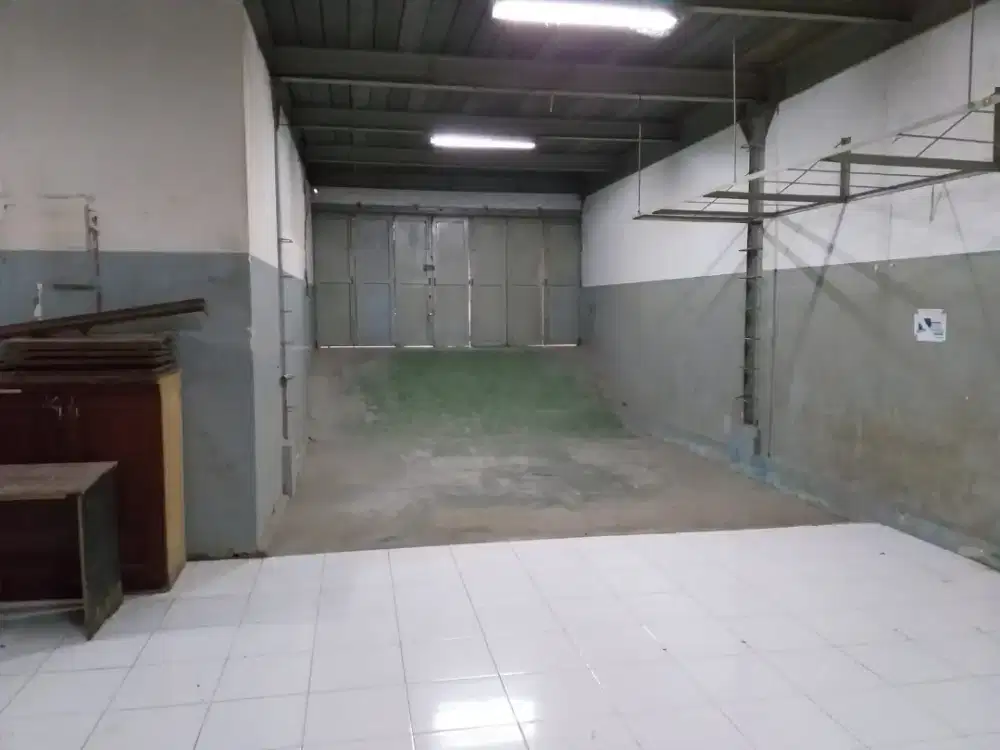 Dijual gudang 450m2 komp. Satria Raya-Caringin