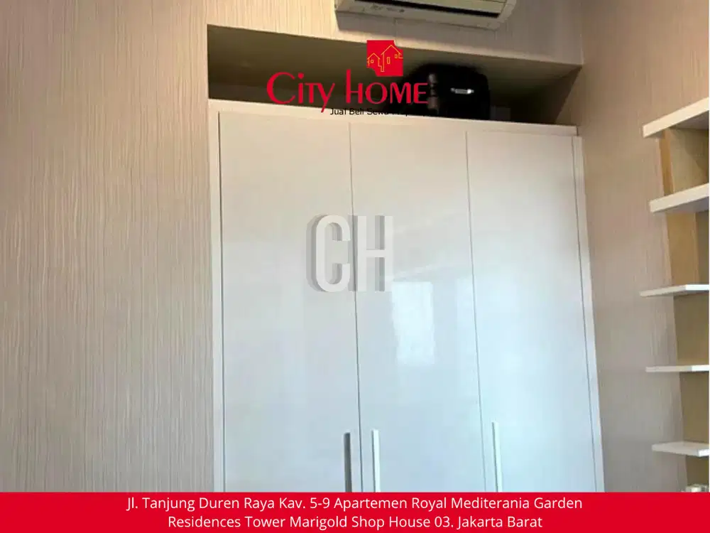LUAS DAN MEWAH! 1BR 50m2 Furnished Disewakan!!