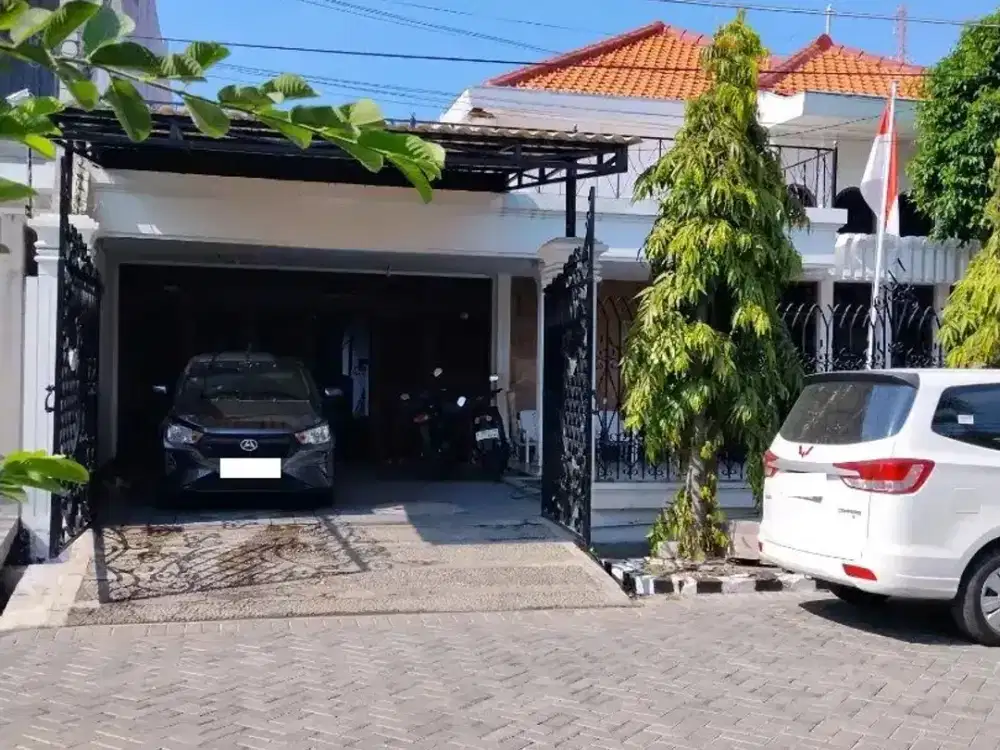 Dijual Rumah Row 3 Mobil Dekat Galaxy Mall Kertajaya Indah REV.A1211