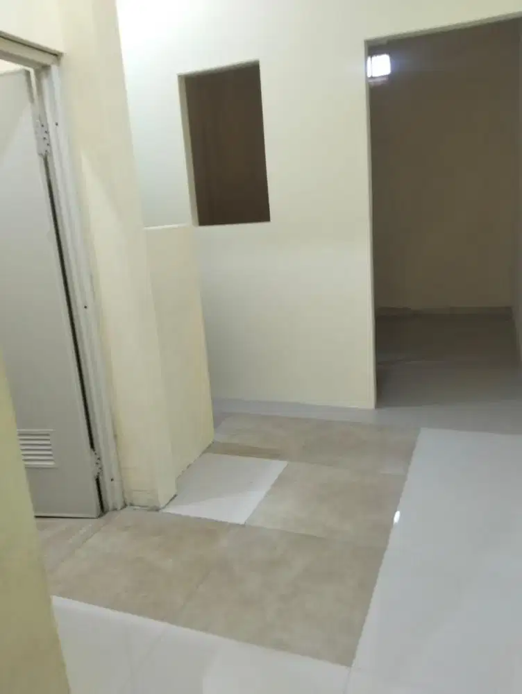 KONTRAKAN / PETAKAN STRATEGIS TANJUNG BARAT, JAKARTA SELATAN