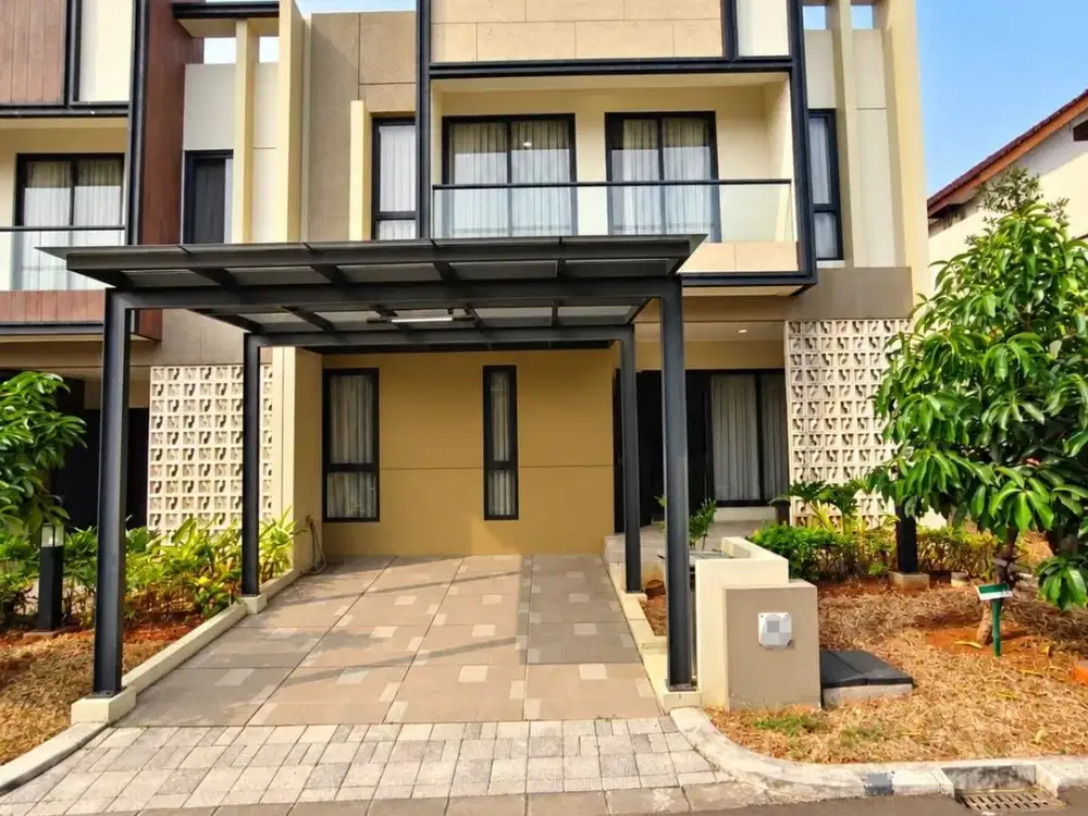 Dijual cepat Rumah di Gading Serpong, Jual modal, Club House, Dekat The Hood.