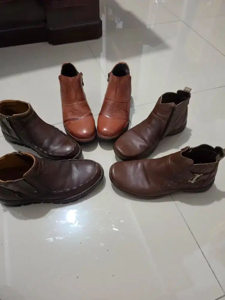 Dijual cepat 3 pasang sepatu uk.41.