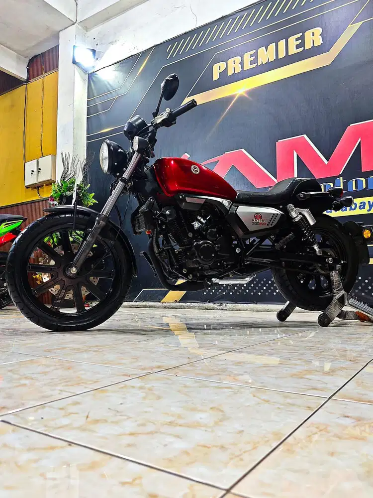 Beneli Motobi Evo 200cc Red Metalic Th 2018. Anugerah Motor Rungkut