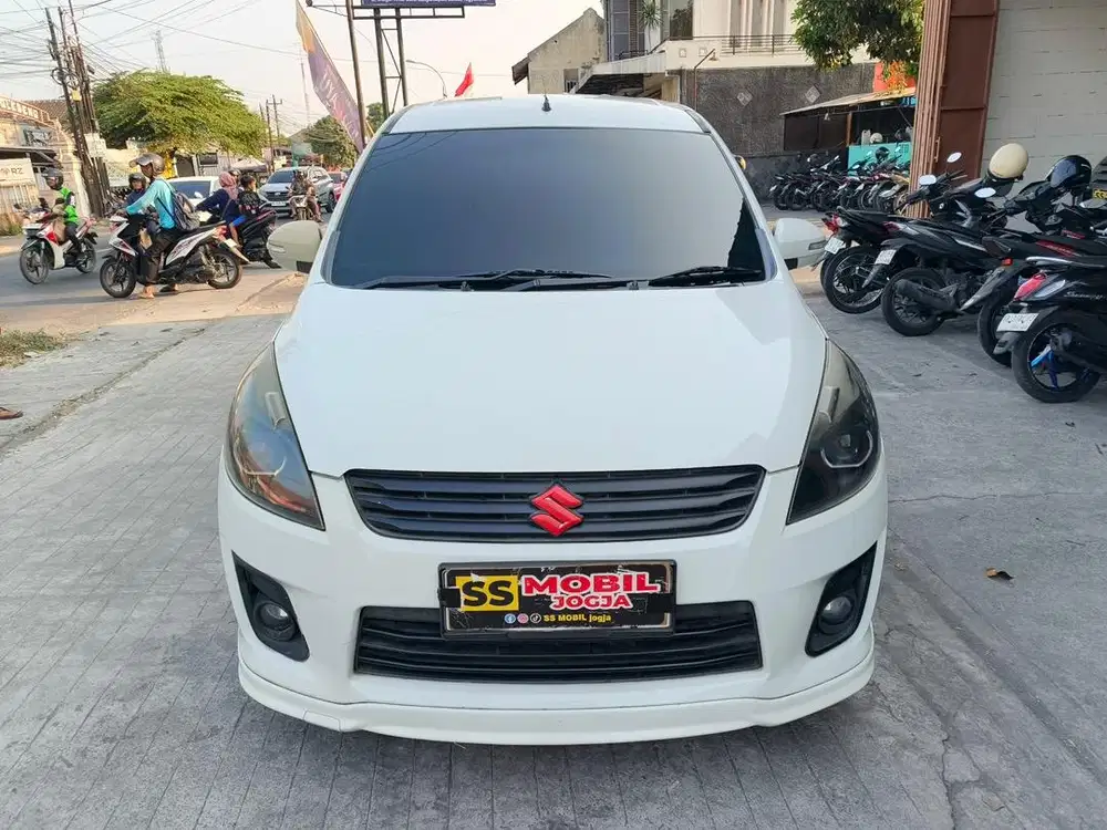 SUZUKI ERTIGA GX 2014 Matic Putih