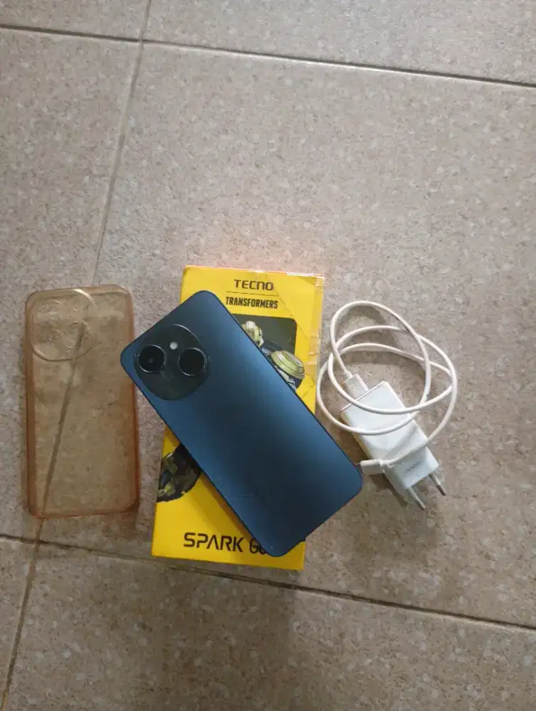 tecno spark go1 ram 4+4/128gb lengkap mulus fullset