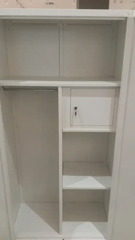 LEMARI BESI MURAH