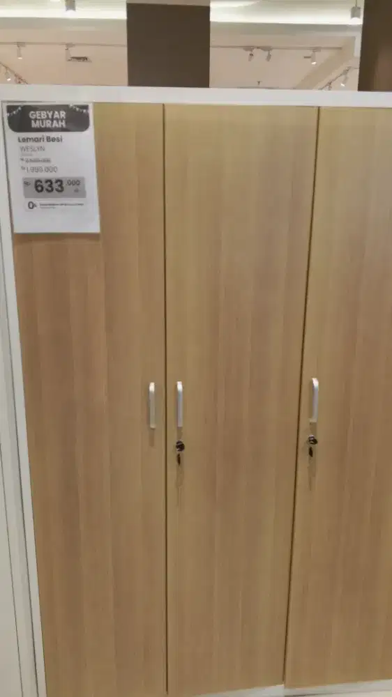 LEMARI BESI MURAH 3 PINTU