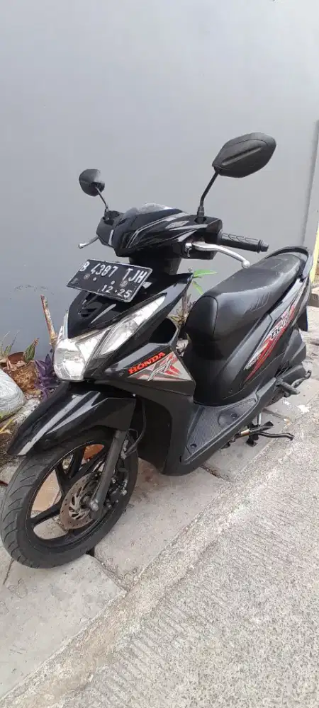 Bismillah jual honda beat esp thn 2015