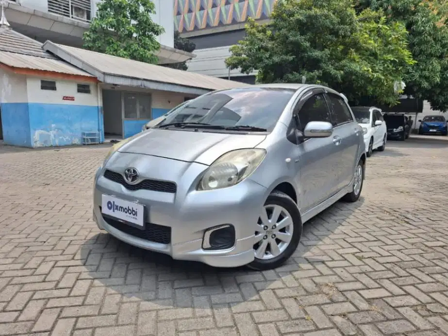 DP Murah Toyota Yaris  1.5 E Bensin-AT 2013