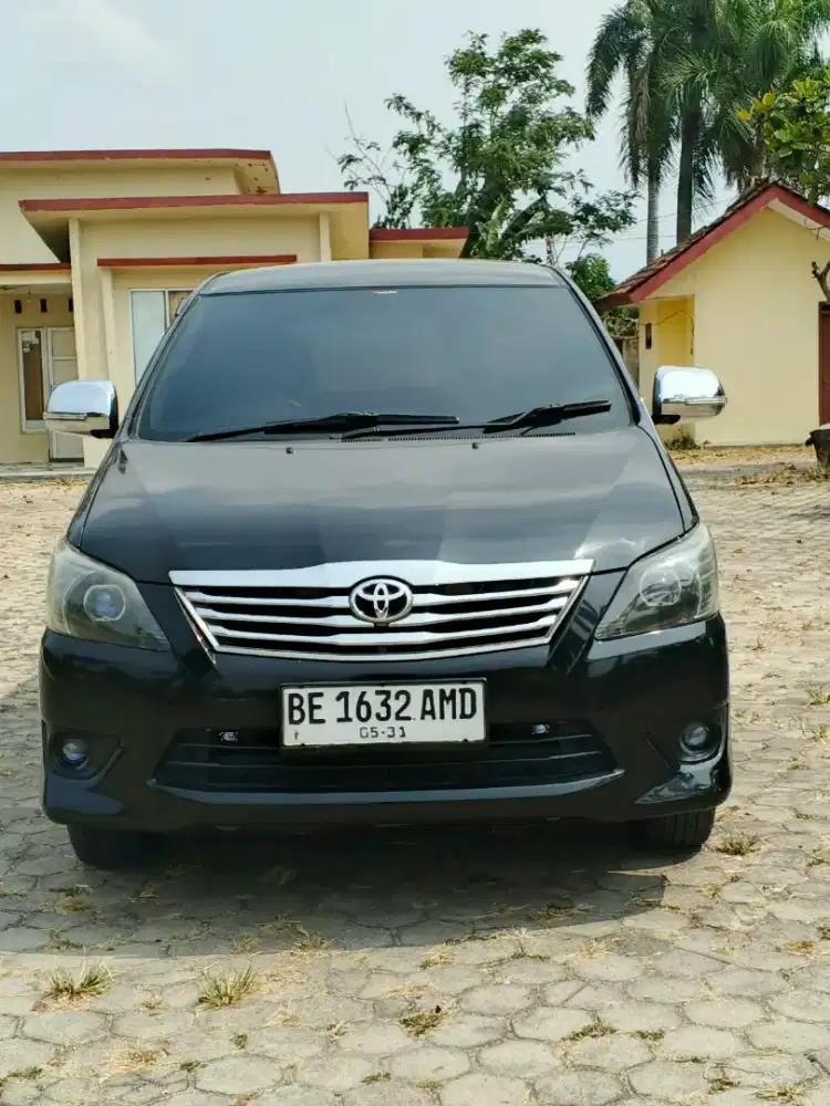KIJANG INNOVA G 2012