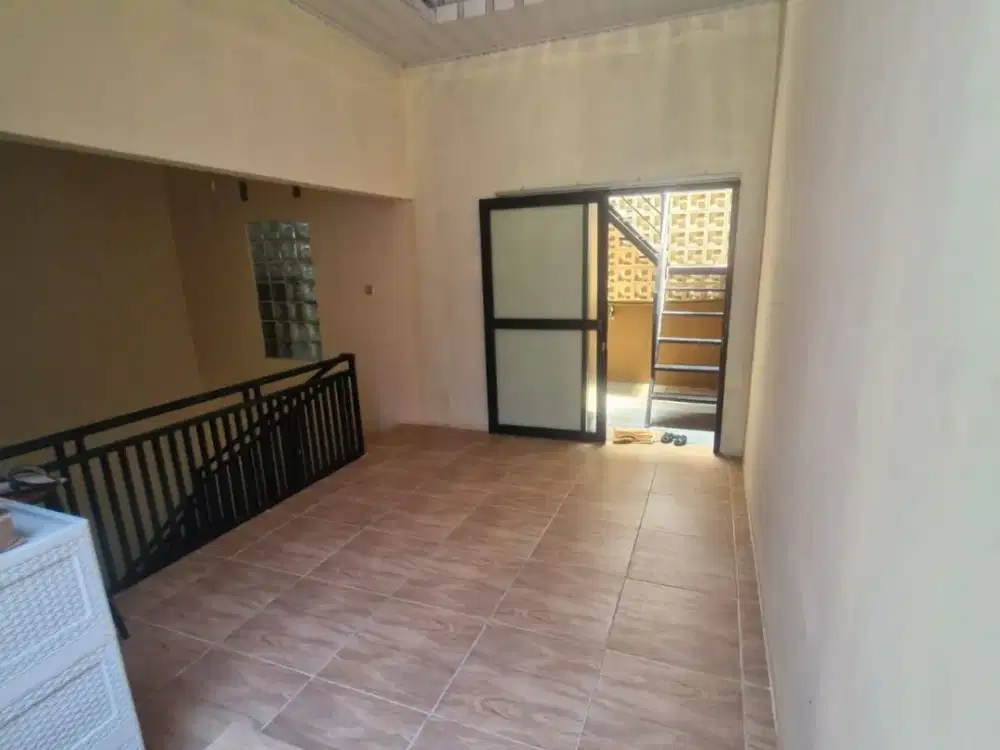 TERMURAH DIJUAL RUMAH NYAMAN SIAP HUNI LOKASI DI KOMPLEK CEMPAKA ARUM DEKAT SUMMARECON