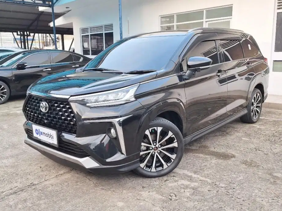 KM Rendah - Toyota Avanza 1.5 New Veloz Q CVT Bensin-AT 2023