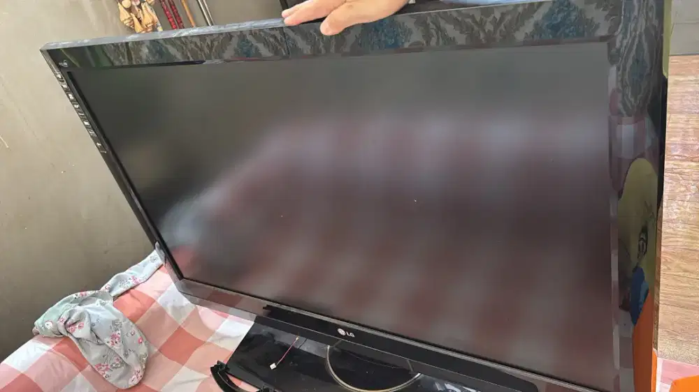 LED TV LG 42 INCH M4TI