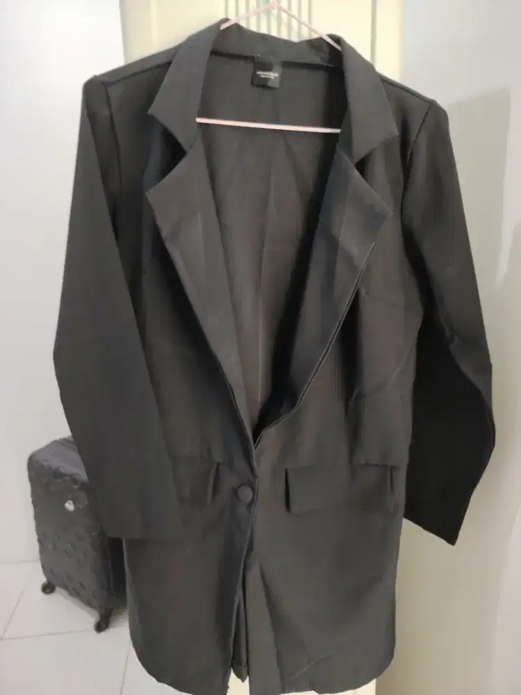 Blazer panjang magnolia