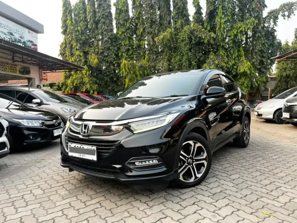 DP 5 JT HONDA HRV SE 2019 CVT SUNROOF BLACK EDITION