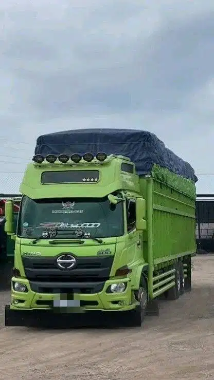 Jual mobil FM 260 JW