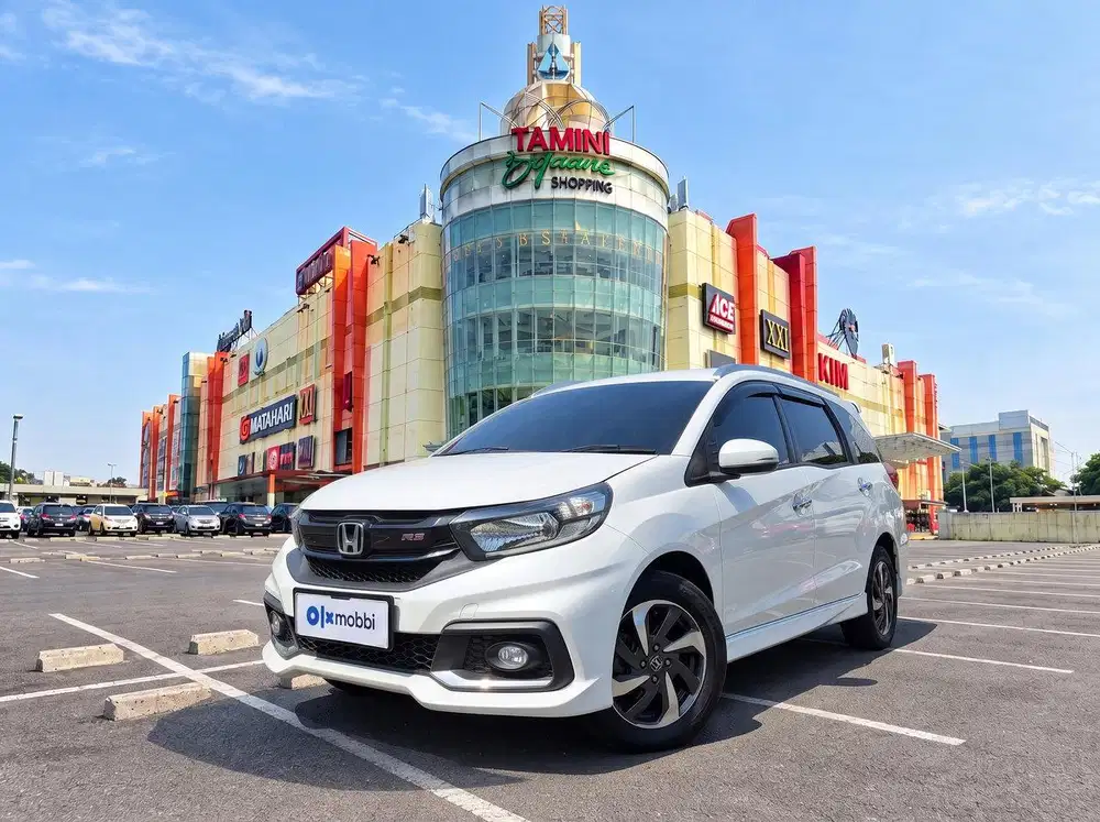 TDP RENDAH - Honda Mobilio 1.5 RS Bensin-AT 2017 Putih CKKIB