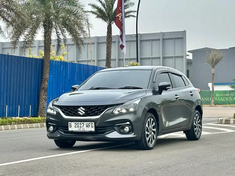 Suzuki Baleno hatchback 2025 - abu (km 9000)